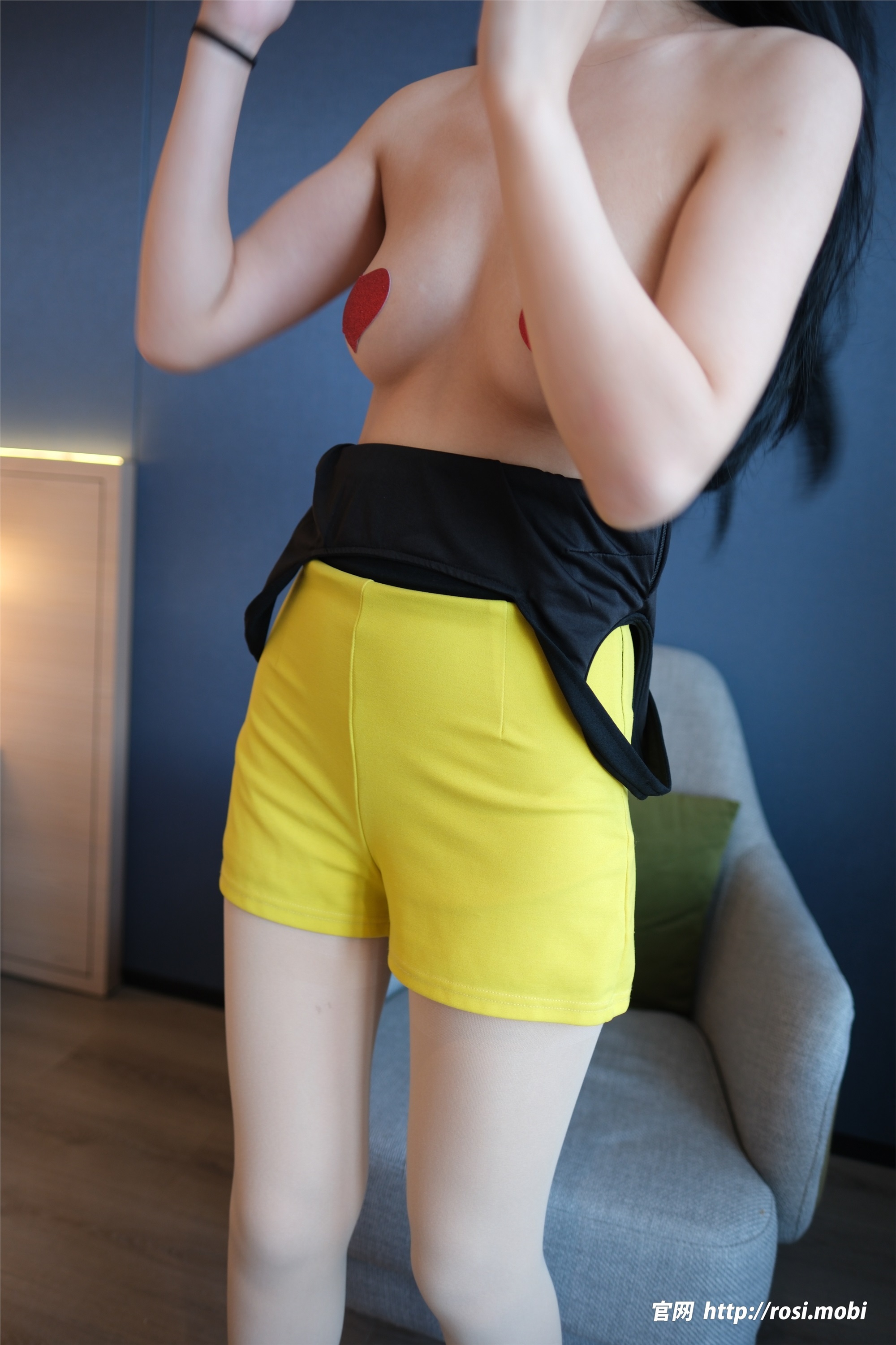 ROSI写真 2025.02.20 NO.4826